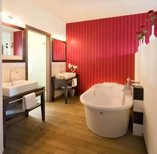 Hotell & Restaurant Grenzhof 4*