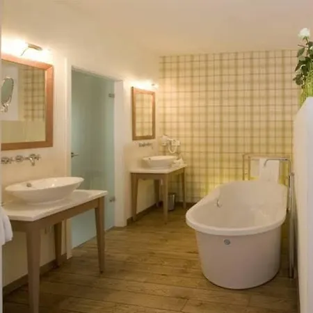 & Restaurant Grenzhof Hotel